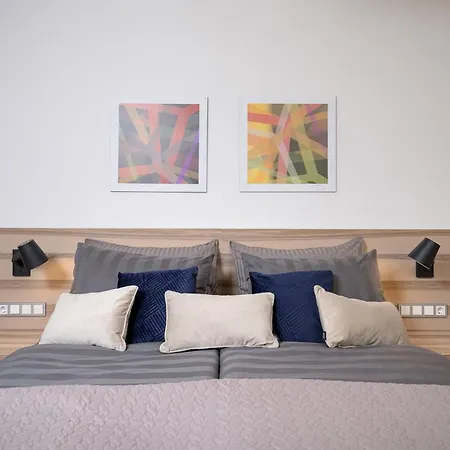Villa 7br Contemporary