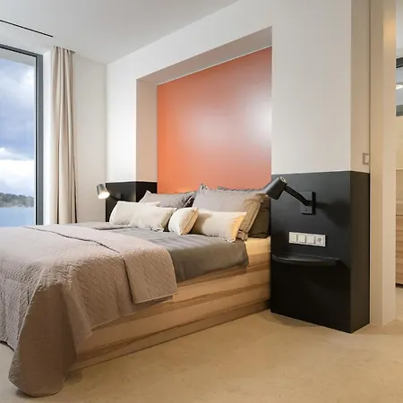 Villa 7br Contemporary Jelsa (Hvar)